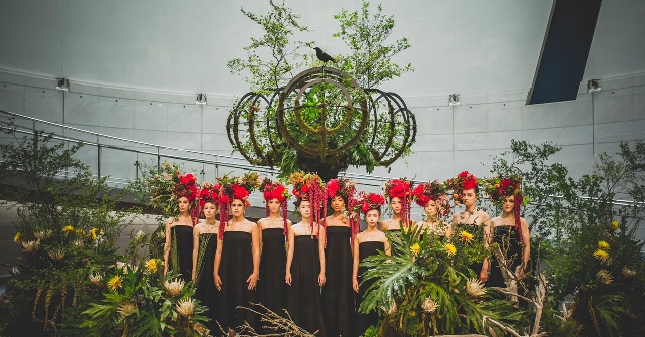 日本の有名なフローリスト厳選4人 世界で活躍する仕事内容や活動に迫る男性フラワーアーティスト、デザイン、花の作品、テレビや雑誌撮影、出版