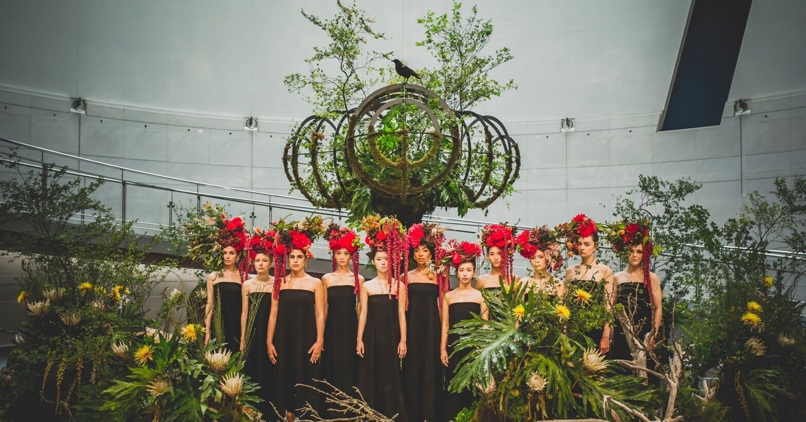 日本の有名なフローリスト厳選4人 世界で活躍する仕事内容や活動に迫る 男性フラワーアーティスト デザイン 花の作品 テレビや雑誌撮影 出版など My Florist Magazine Note 日本の有名なフローリスト厳選4人 世界で活躍する仕事内容や活動に迫る 男性フラワーアーティスト デザイン 花の作品 テレビや雑誌撮影 出版など My Florist Magazine Note