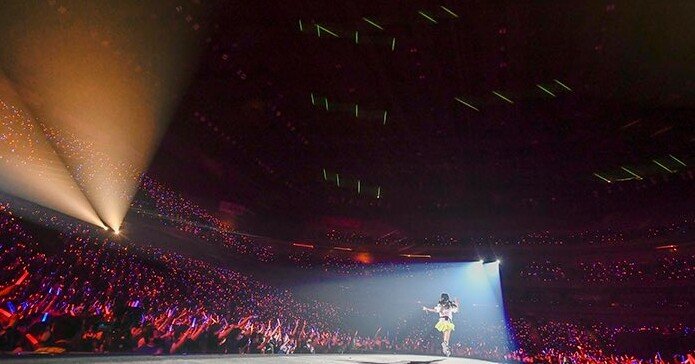 水樹奈々 ジャケット パンツ ジャージ LIVE RUNNER 2020 水樹奈々 ジャケット パンツ ジャージ LIVE RUNNER 2020 - メルカリ