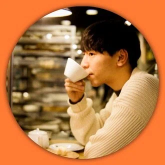 キャッチーなタイ広報KAZUMAさん คาซุมะ