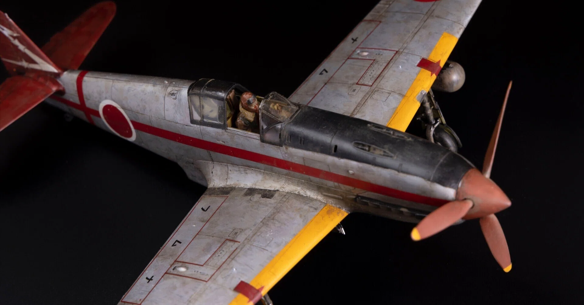 正月休みだけで完成させるプラモデル「タミヤ 1/48 飛燕」（前編