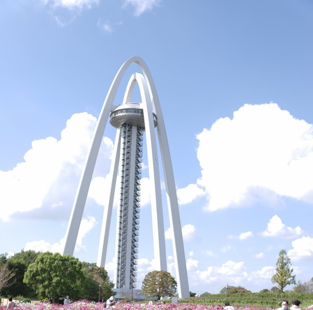 存在感がすごい！気になるタワーから見る絶景【ツインアーチ138】｜Ayaka🗼