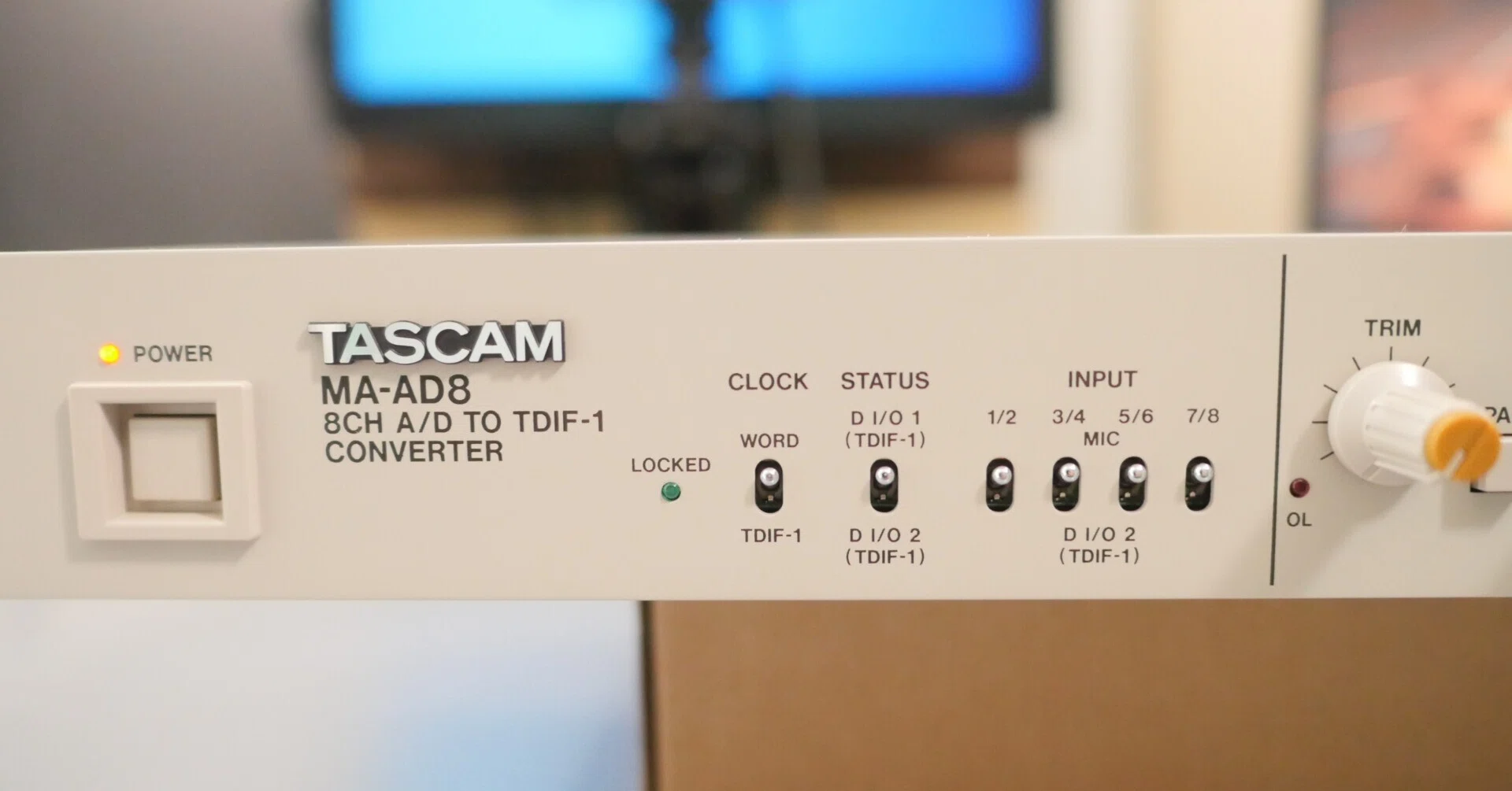 TASCAMの8chマイクプリアンプ「TASCAM MA-AD8」を1600円で買ったよ