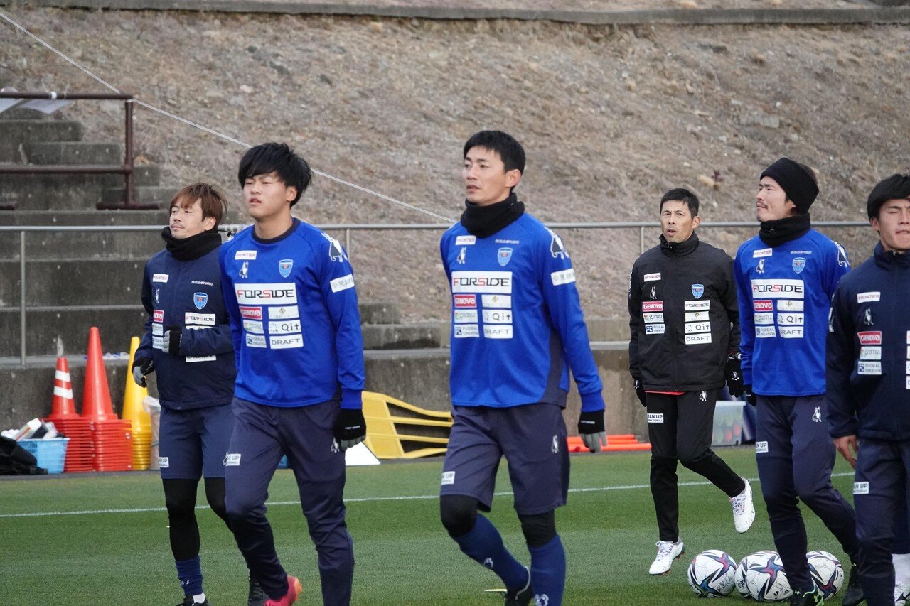 22 横浜fc 一次トレーニングキャンプ 横浜fc Official Note
