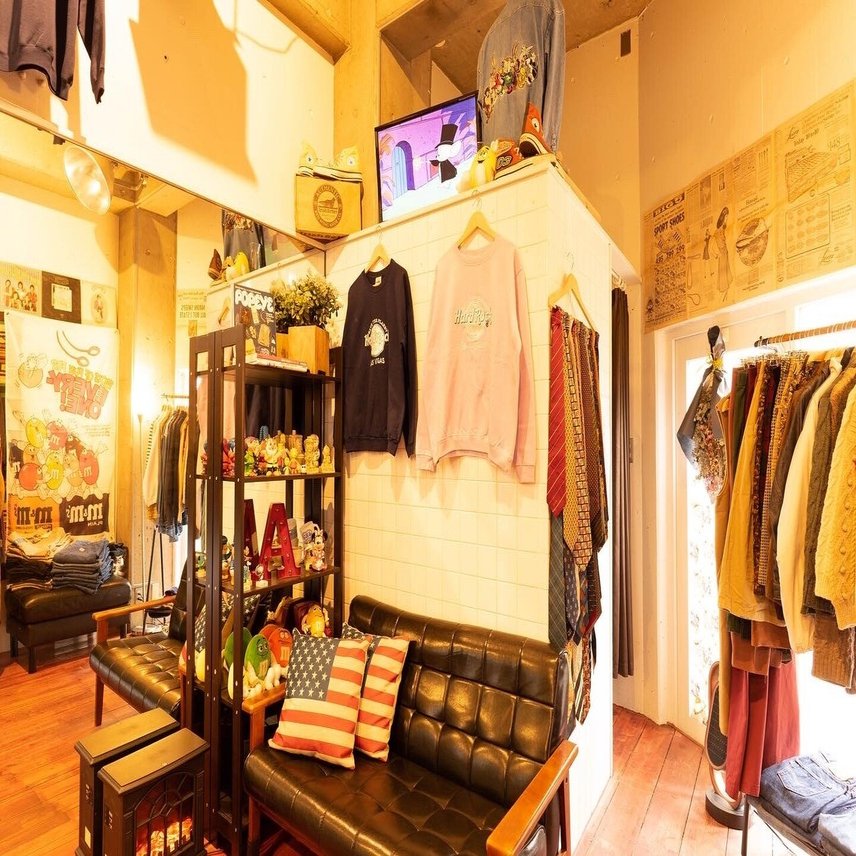 福島県郡山市の『エモい』と話題の古着屋｜a_used_clo_house