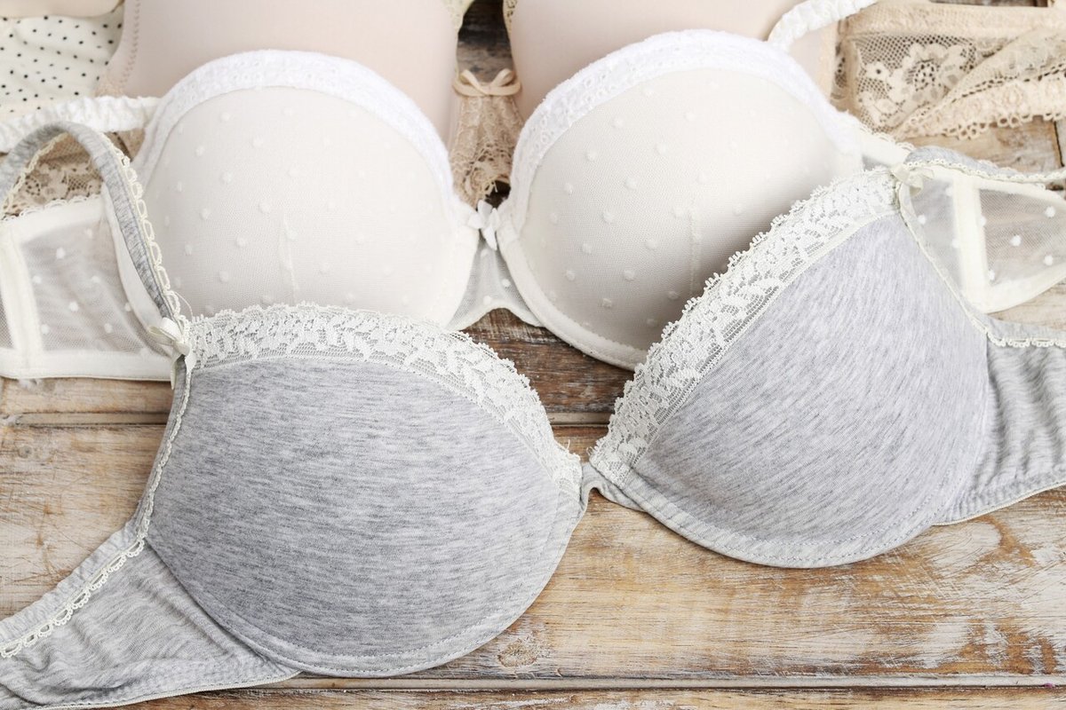 使い古した　ランジェリー 