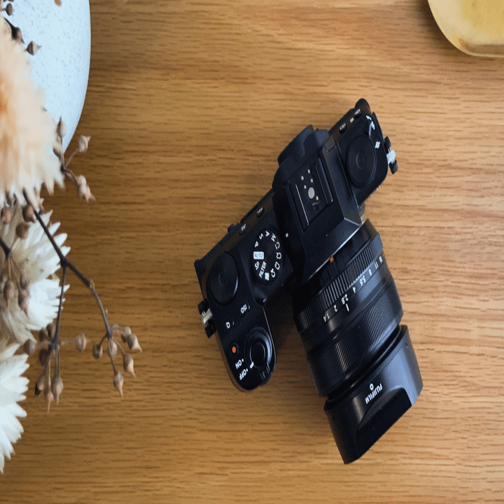 過去カメラにはまれなかった私が、FUJIFILMの「X-S10」を選んだ理由