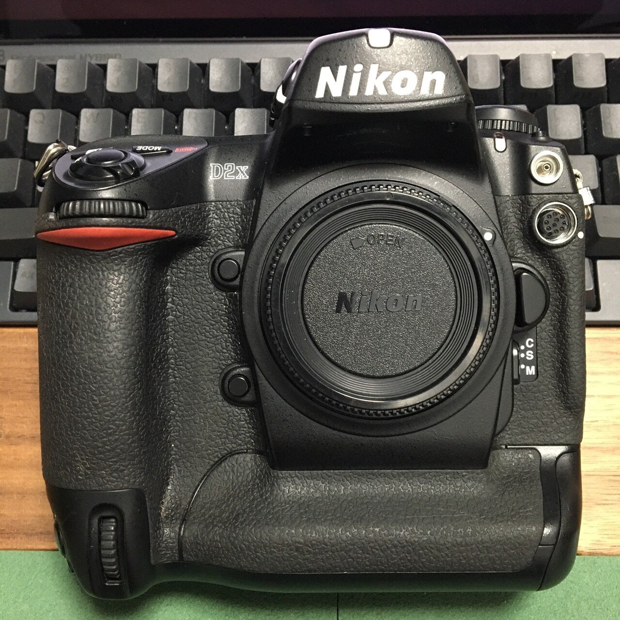 Nikon D1X 中古