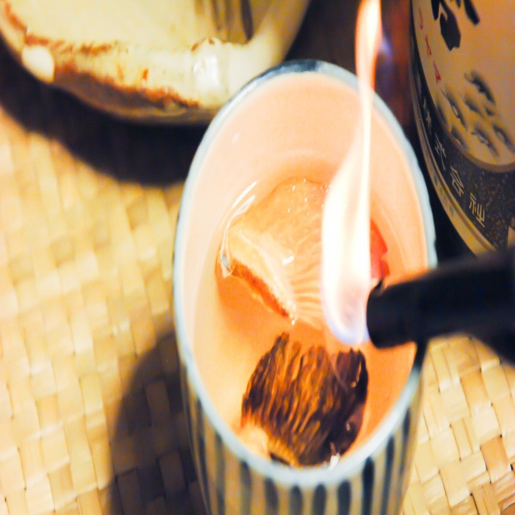 熱燗がうまい季節にひと手間かけて ふぐ鰭酒 船厨 レシピ ヤマハ発動機 海の時間です