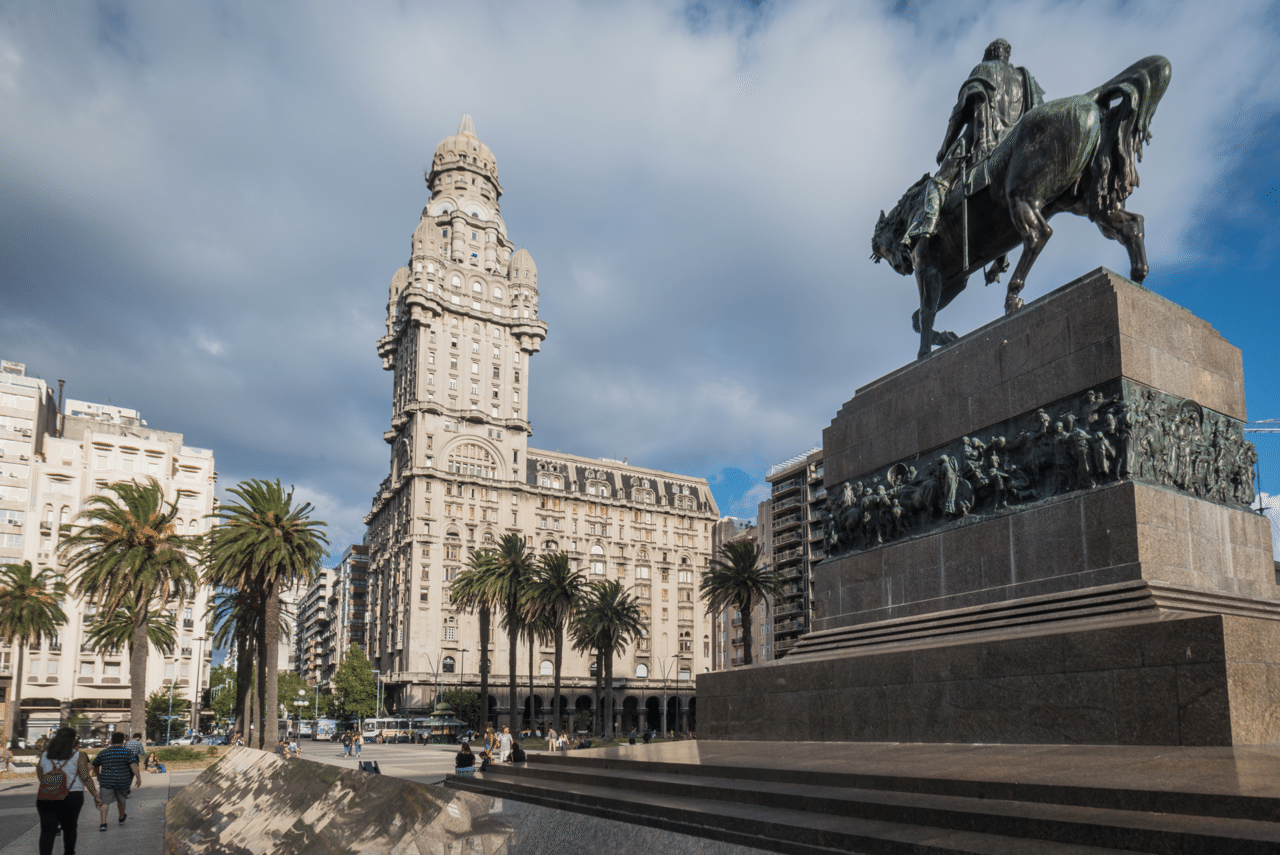 ウルグアイ モンテビデオ 街歩きでの写真50枚 100ヵ国旅日記 By Aki Furukawa Note ウルグアイ モンテビデオ 街歩きでの写真50枚 100ヵ国旅日記 By Aki Furukawa Note