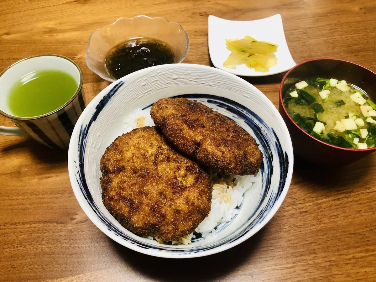 日本のパリでパリ丼を作る｜ケイチェルおじ