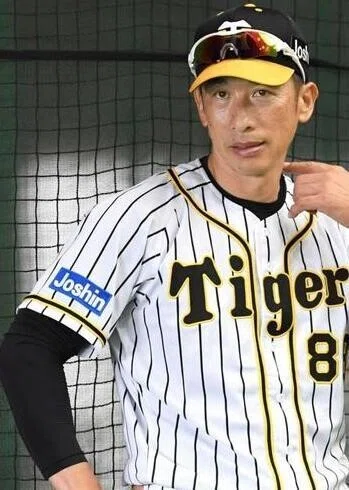 阪神ユニフォーム joshinワッペン 阪神タイガース 森下翔太 レプリカ