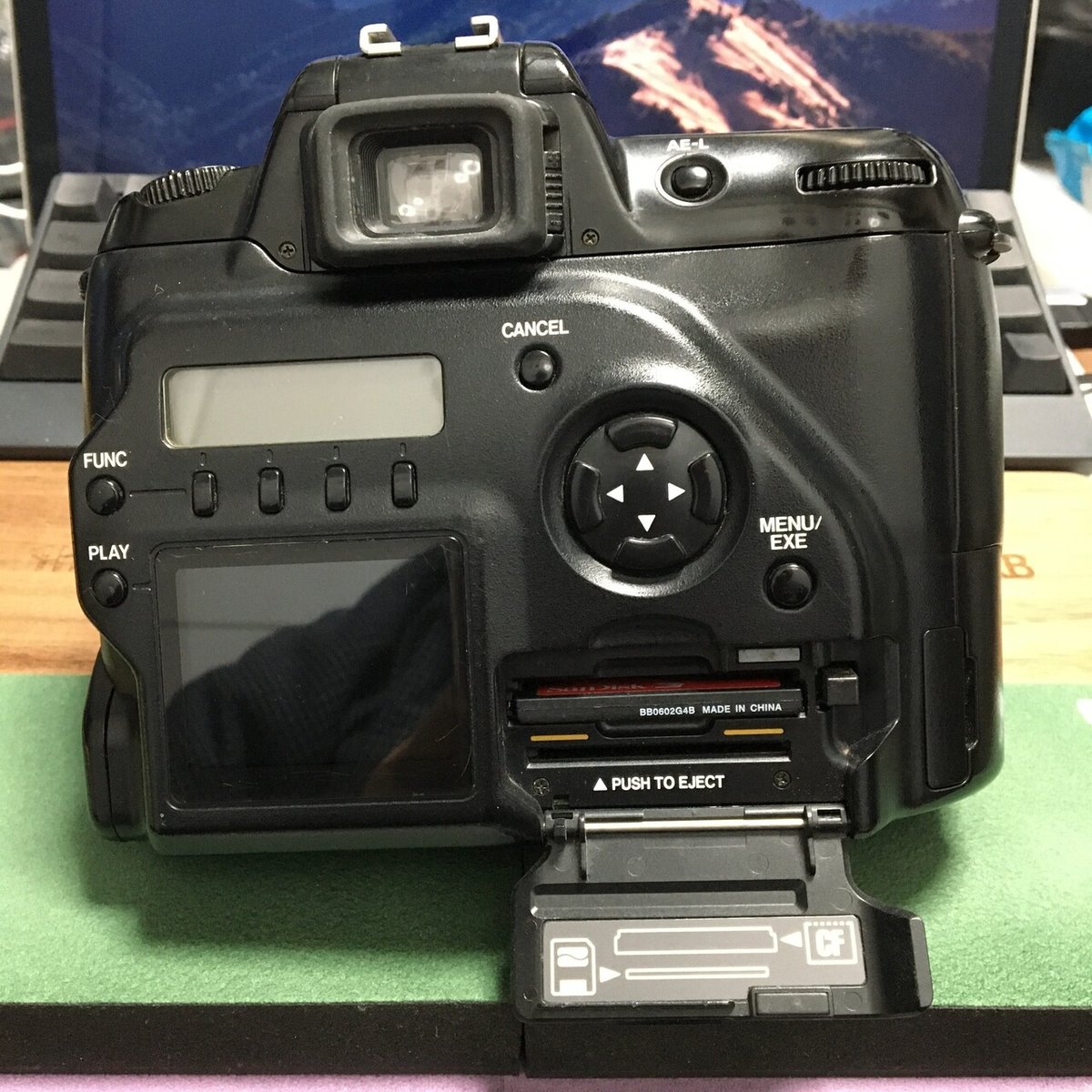 FinePix S1 Pro+ Nikon 28-70mmレンズ FinePix S1 Proを落札しちゃったので、Fマウントの仕様を急遽