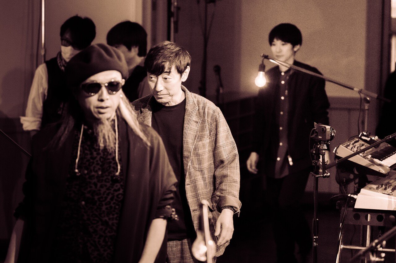 見たことないスピッツを レアな楽曲とともに 優しいスピッツ ライブレポート 第3回 Wowow 見たことないスピッツを レアな楽曲とともに 優しいスピッツ ライブレポート 第3回 Wowow