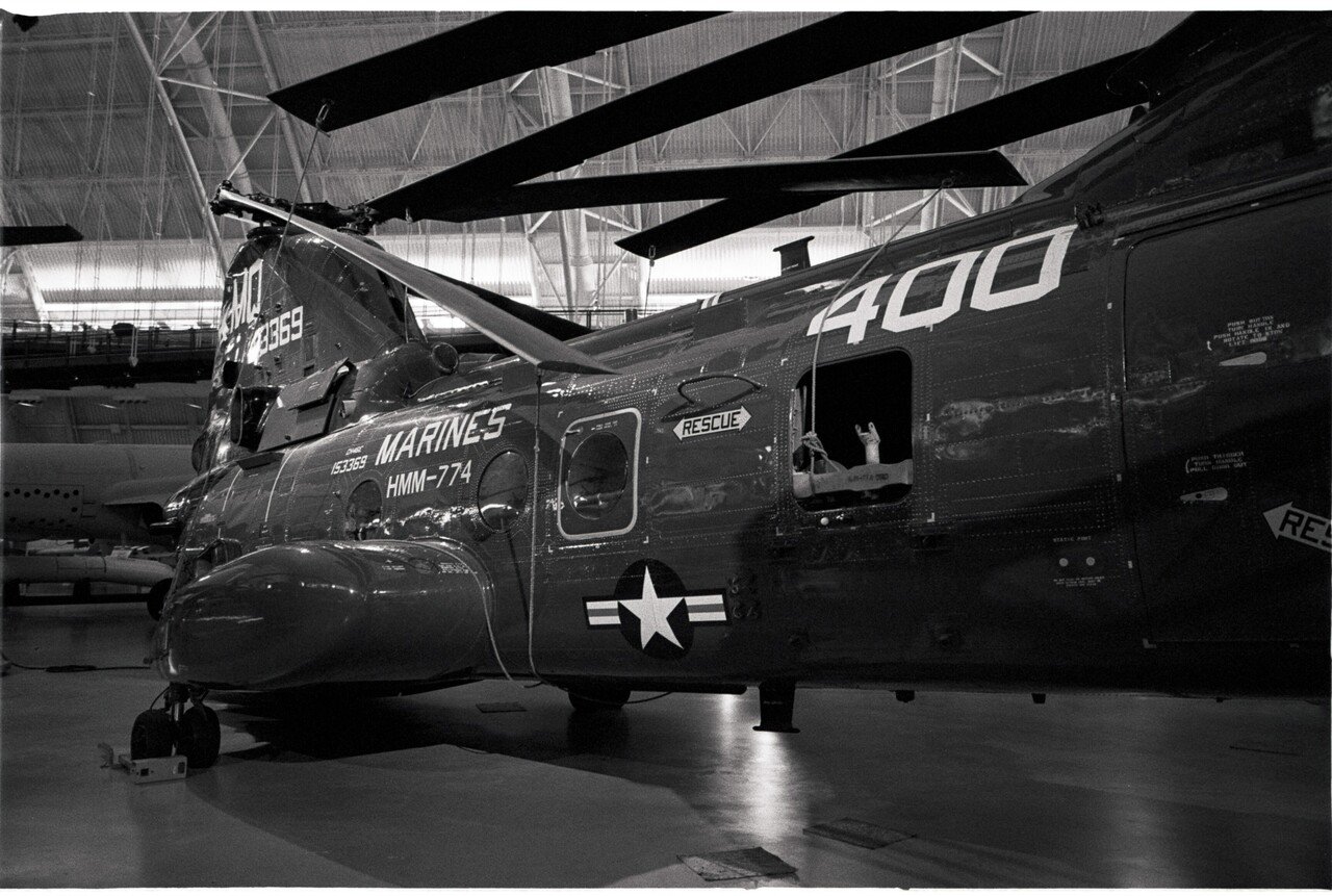 No.368 星 宙「ナヴォーナ広場（ローマ）」F8（455×380mm）原画 超巨大ブラックホールの新たな観測画像公開 機械学習モデルで鮮明化