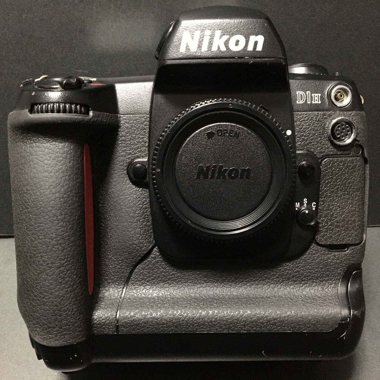 Nikon D1H ニコン デジタルカメラ 現状品　ジャンク Yahoo!オークション -「nikon d1 ジャンク」の落札相場・落札価格