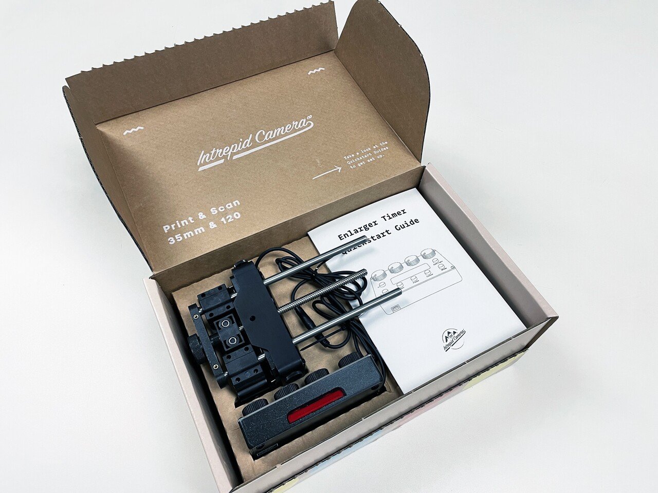 コンパクトな引き伸ばし機「The Intrepid Compact Enlarger」が届いた｜MOJA MOJA