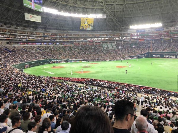 福岡ドームを拡大表示