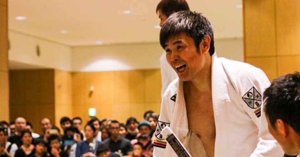 Jbjjf 品川祐が柔術公式戦出場 試合 後練習再開も骨折で 手術をしなくても治るけど グリップが弱くなるのは困るので手術をすることにしました ゴング格闘技 Note