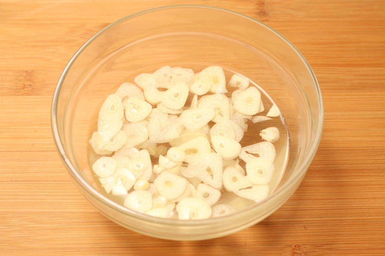 Cakes連載 おいしい をつくる料理の新常識 第6回余談 ガーリックチップスの作り方 樋口直哉 Travelingfoodlab Note Cakes連載 おいしい をつくる料理の新常識 第6回余談 ガーリックチップスの作り方 樋口直哉 Travelingfoodlab Note