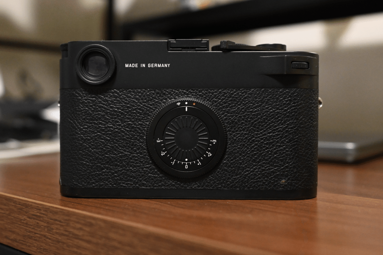 Leicaがやってきた Arata Note Leicaがやってきた Arata Note