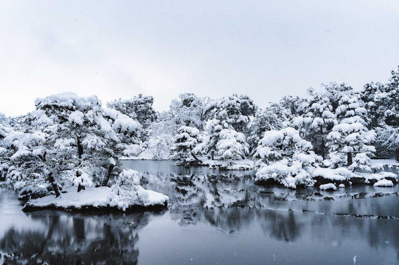 出口対石　金閣寺雪景色 出口対石 金閣寺雪景色