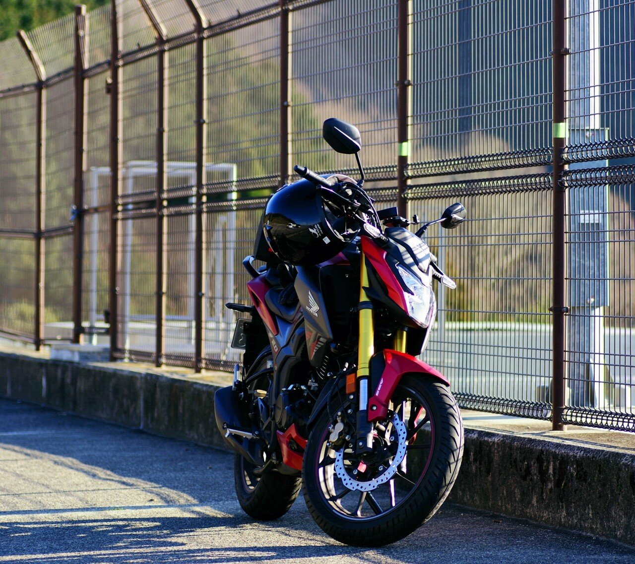 ホーネット2.0 インドホンダの車両です。昨年10月に購入しました