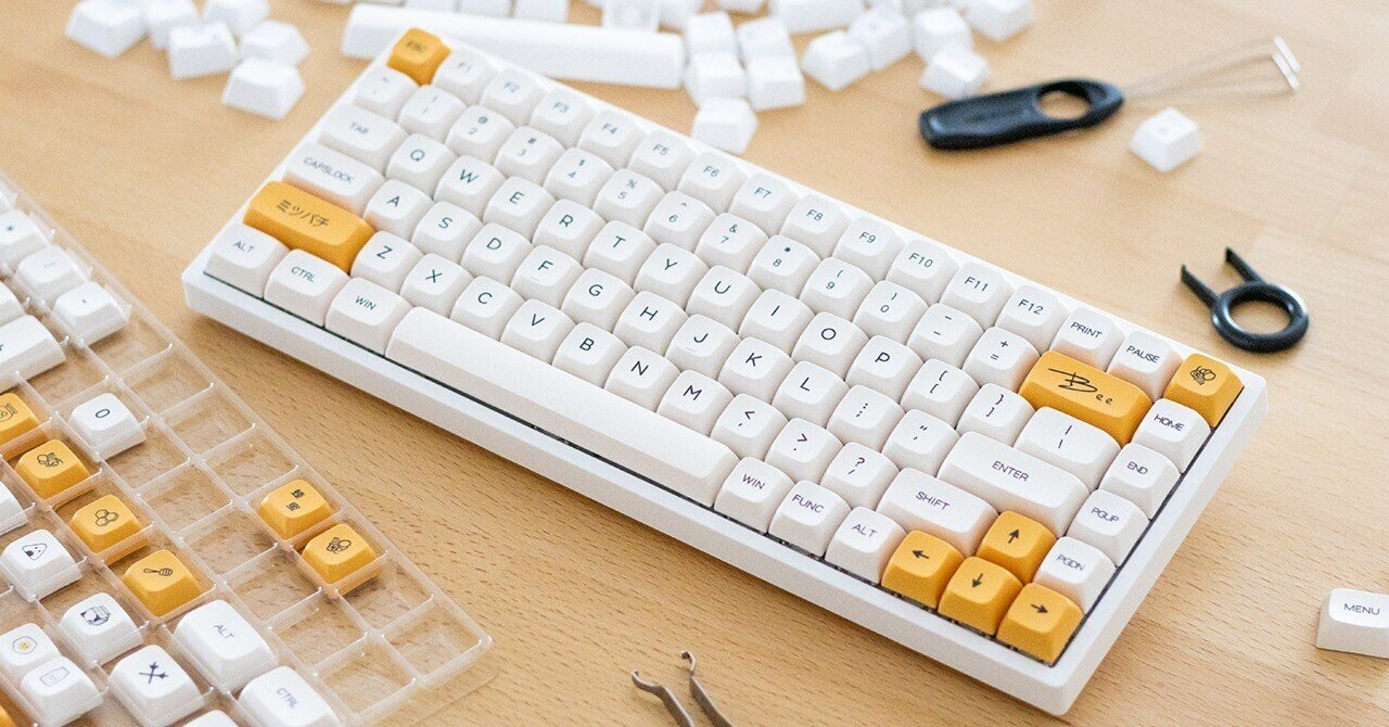 ハチミツと牛乳がモチーフのキーキャップ「Honey and Milk keycaps」が