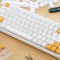 悪魔的な魅力。無線分割キーボード「moNa2」を飼う。|ぶらきよ 悪魔的な魅力。無線分割キーボード「moNa2」を飼う。|ぶらきよ