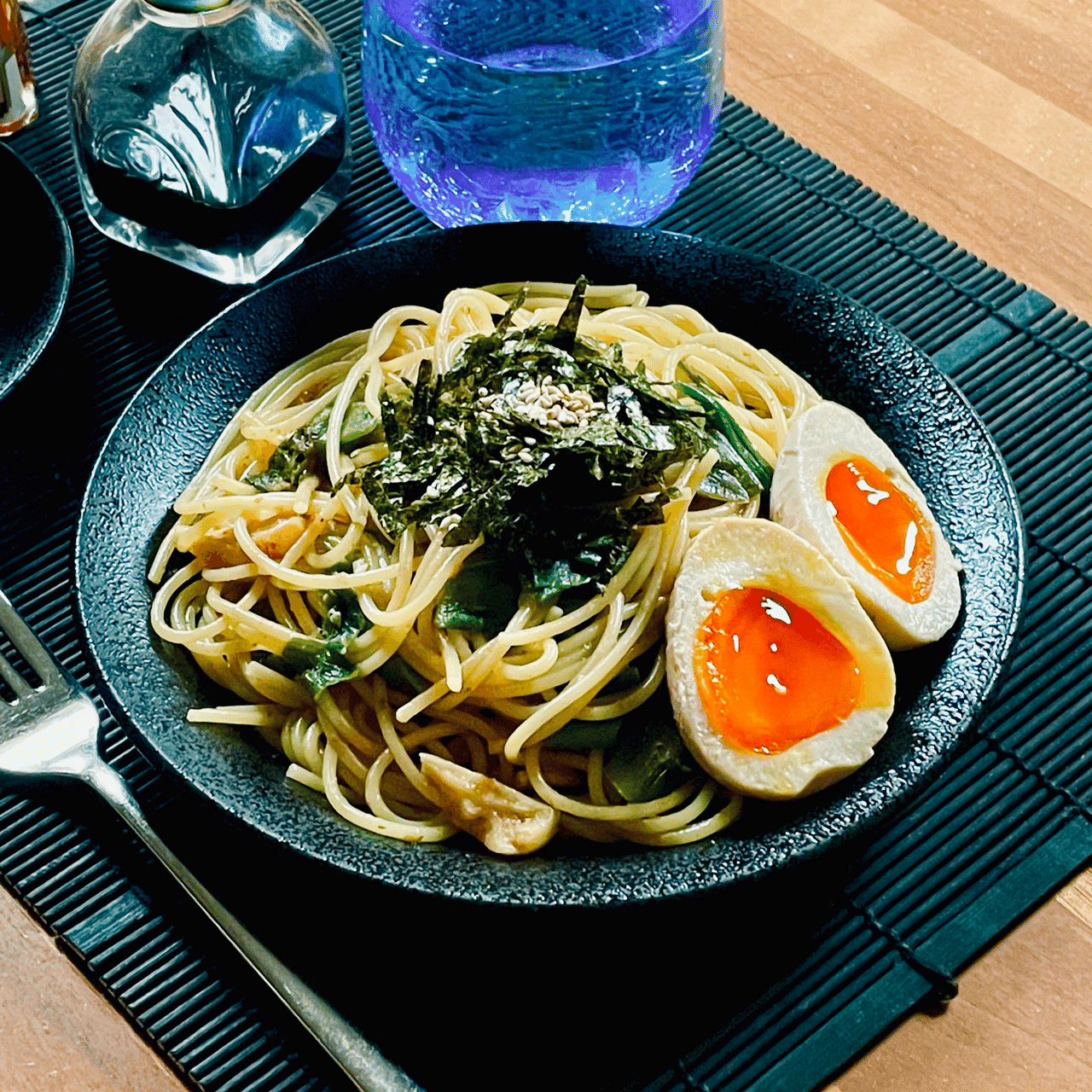 長ネギの和風パスタ（煮卵添え）｜as