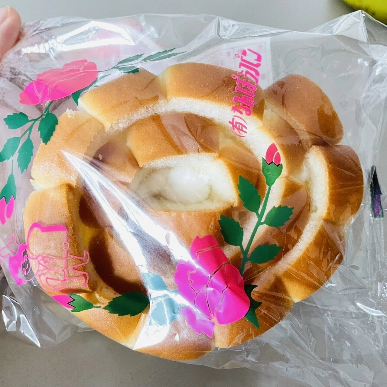 なんぽうパン🍞の「バラパン」🌹｜Yukihiro🧸