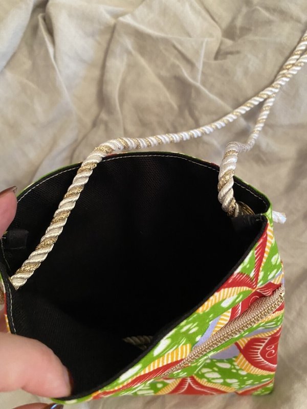 画像20を拡大表示