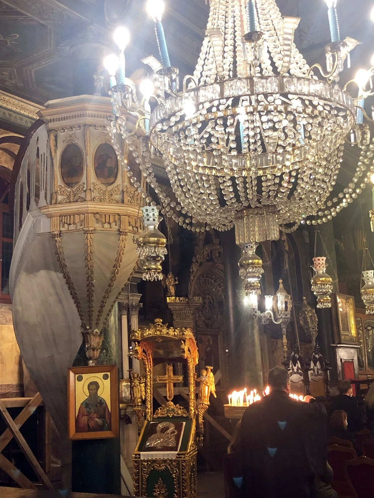 ギリシャ正教　総主教座の像？ ギリシャ正教のクリスマスと神現祭｜すべての祝祭を寿ぐイスタンブルの