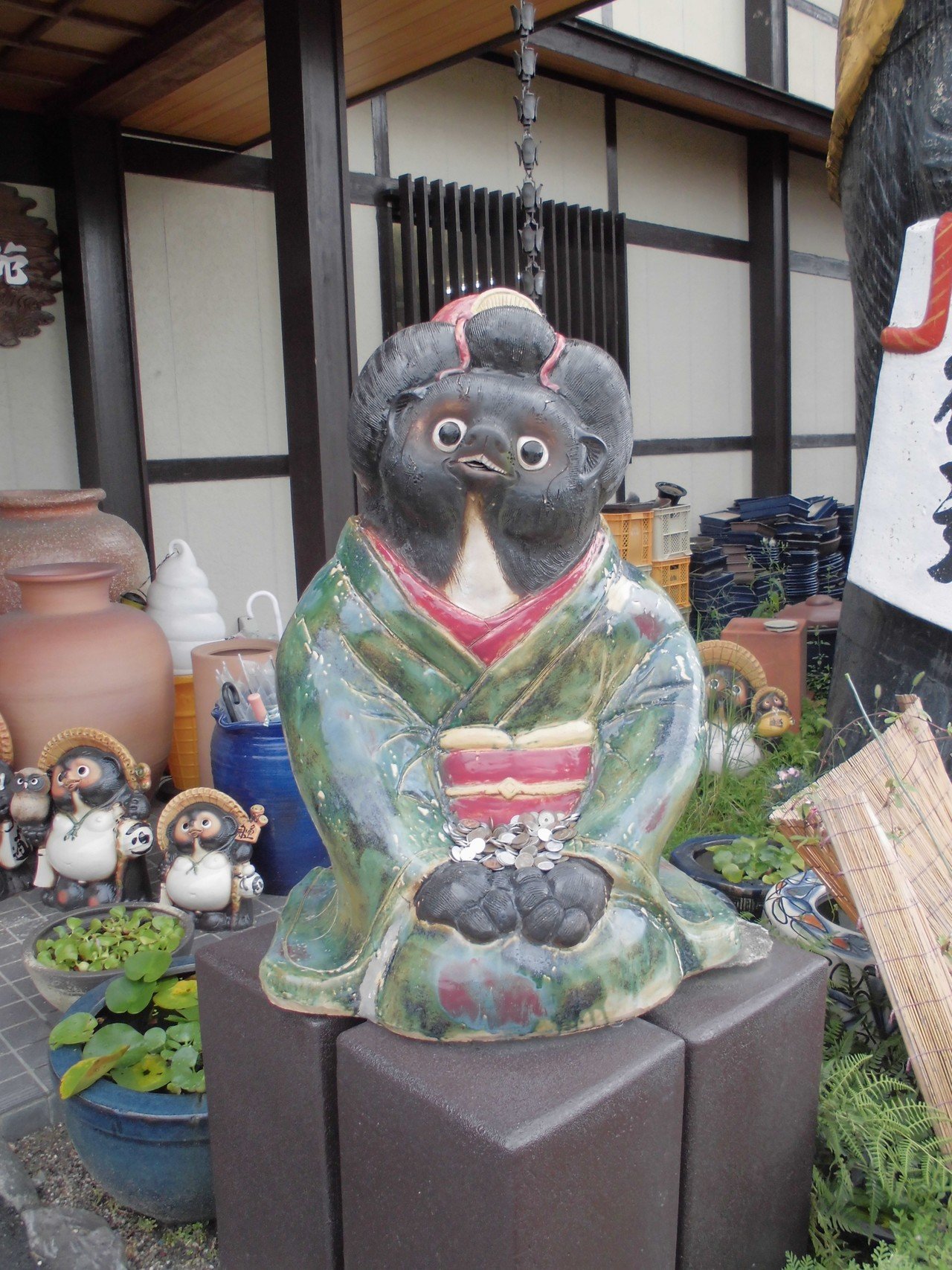 【珍品】袈裟タヌキ 五彩 陶器 焼物 時代物 珍品】袈裟タヌキ 五彩 陶器 焼物 時代物 楽天市場】信楽焼 陶器