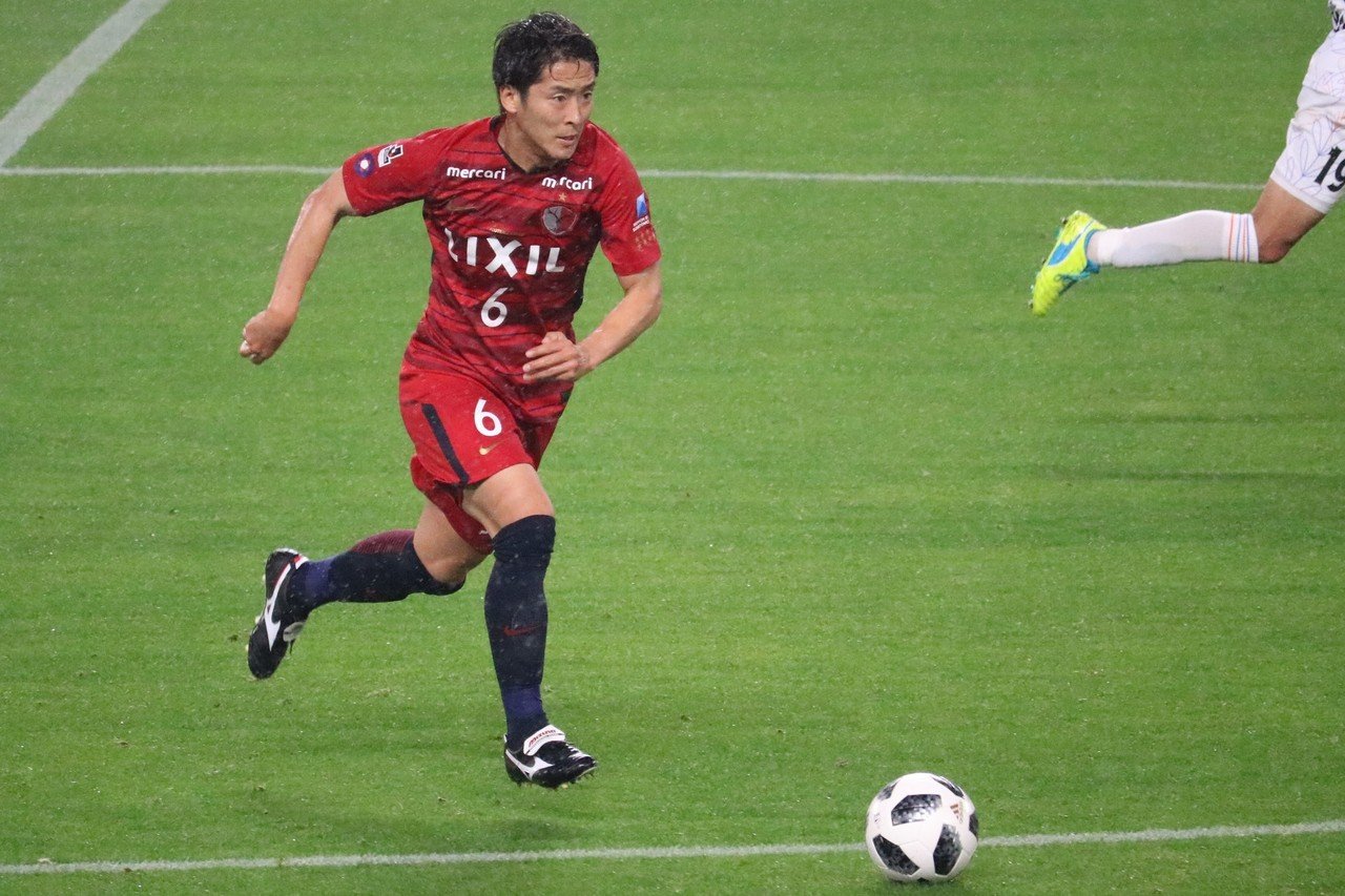 【最終値下】【中村充孝】【大きなサイズ】鹿島アントラーズ(2014) hq720.jpg?sqp=-