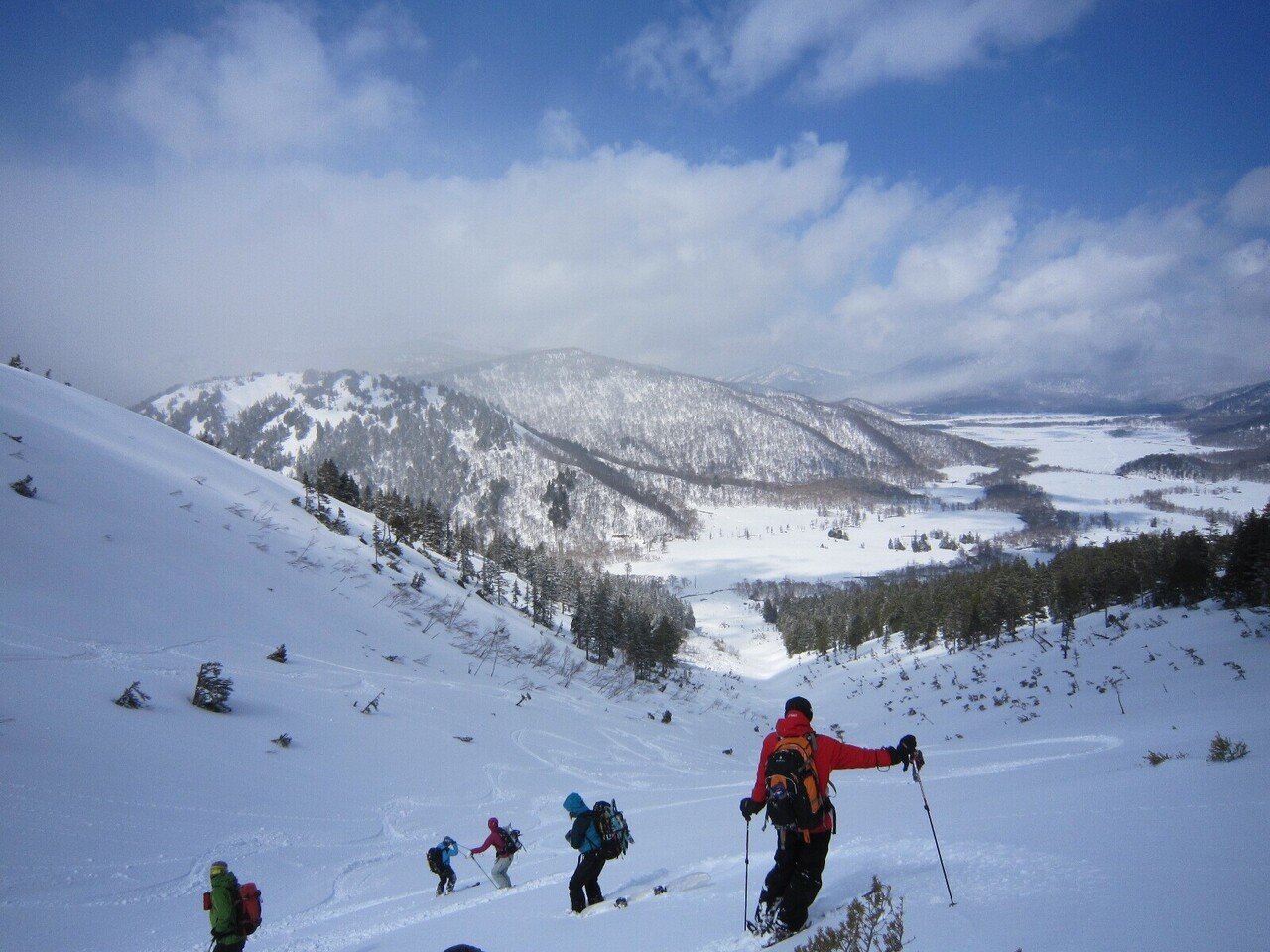 滑って】群馬スノートリップ 僕らのバックカントリースキーの原点｜kakuta