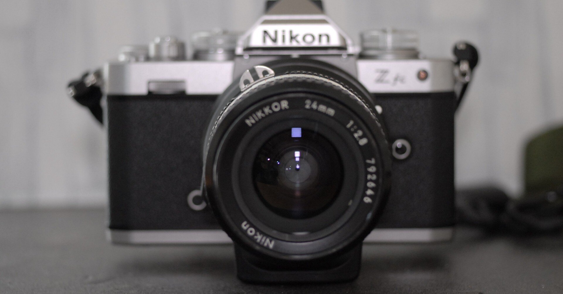 Ai Nikkor 24mm F2.8Sを整備して，スナップ写真を撮ってみた｜ザブ
