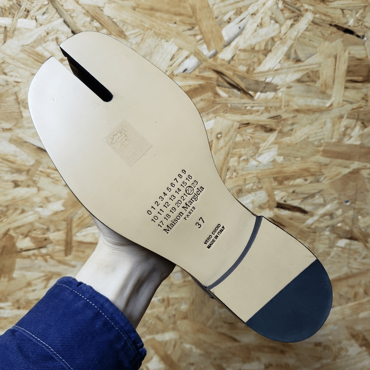 マルジェラ・足袋ブーツの裏張り（滑り止め補強）なら北海道札幌ASHIDO