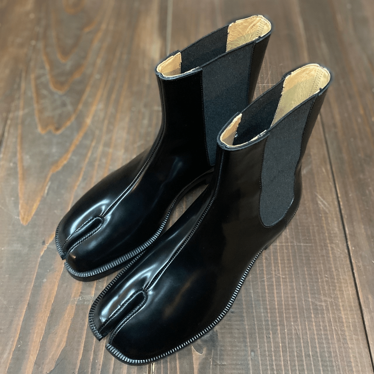 マルジェラ・足袋ブーツの裏張り（滑り止め補強）なら北海道札幌ASHIDO