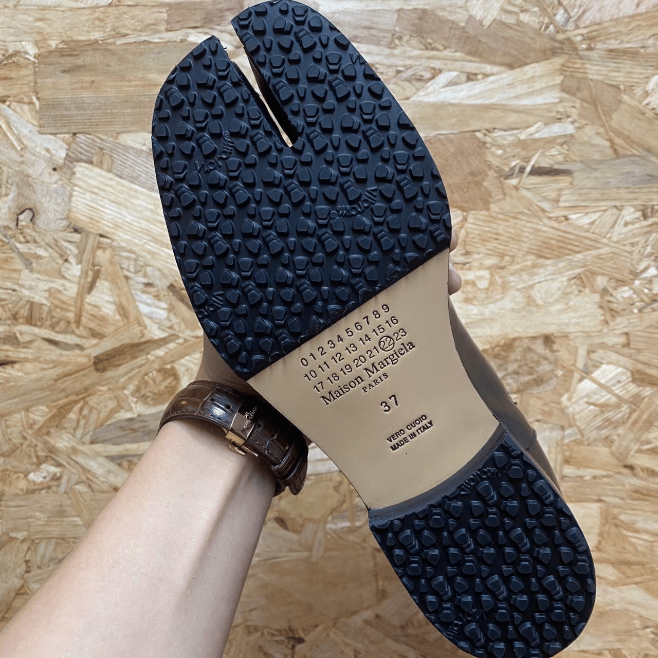 マルジェラ・足袋ブーツの裏張り（滑り止め補強）なら北海道札幌ASHIDO