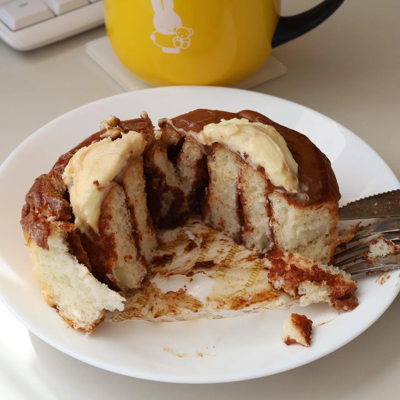 Cinnamonさん専用 DELICAFE 'Cinnamon-Packed Cinnamon Roll' - No photo editing today