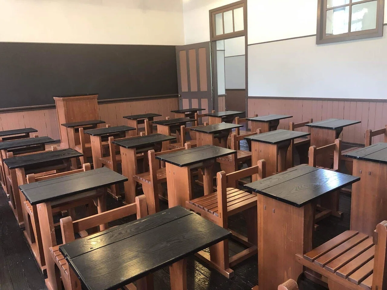学都 金沢のおすすめ建築 石川四高記念文化交流館 Maki Kanazawa Note