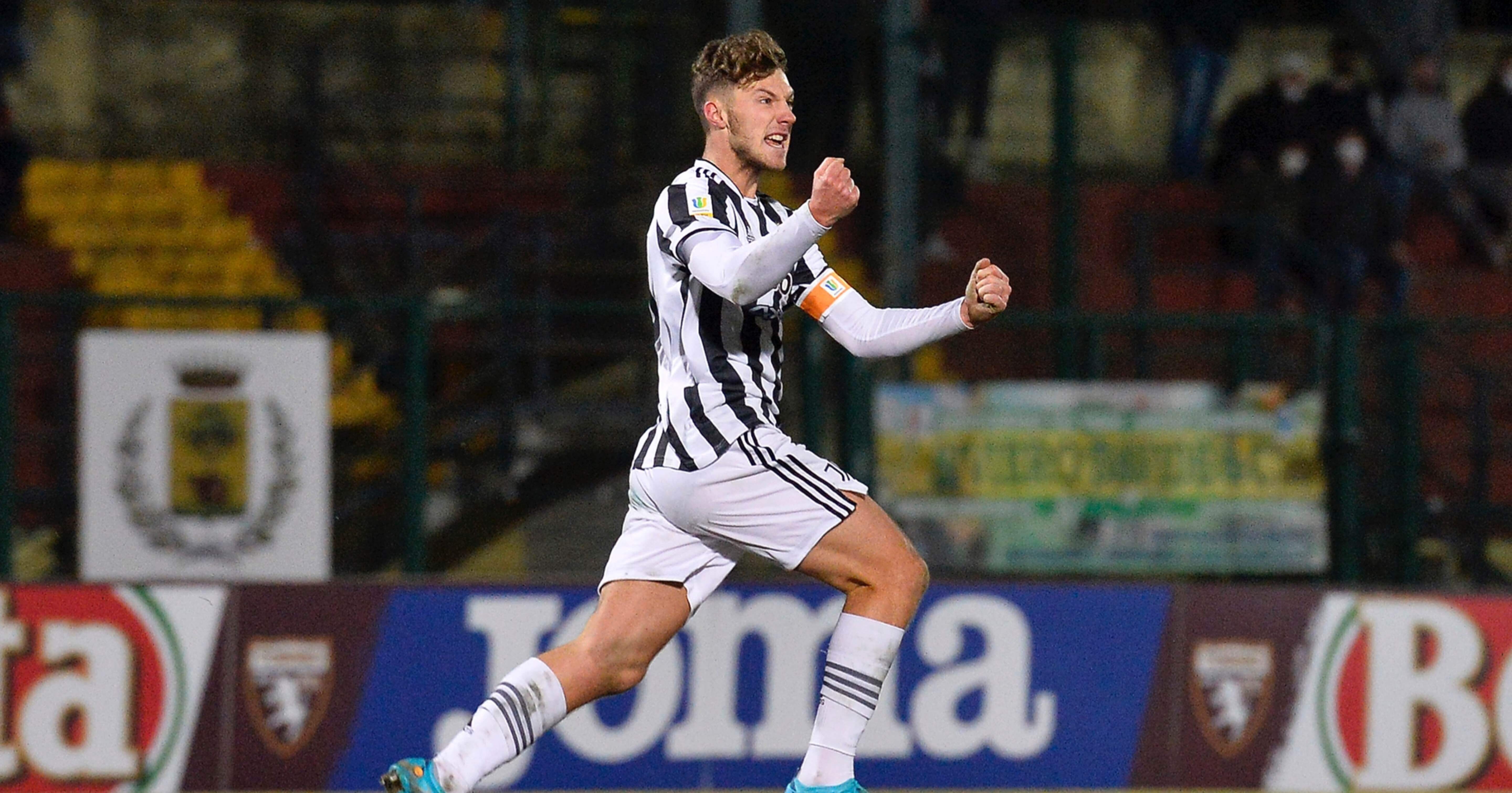 21 22 プリマベーラ 第15節 トリノu19vsユベントスu19 デミチェリス Note