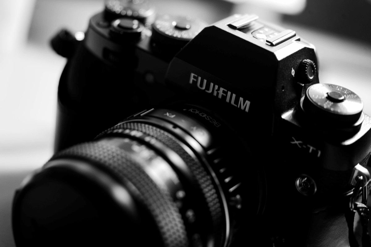 FUJIFILM X-T1 35mmレンズ付き FUJIFILM X-T1 のレビュー | iPentec