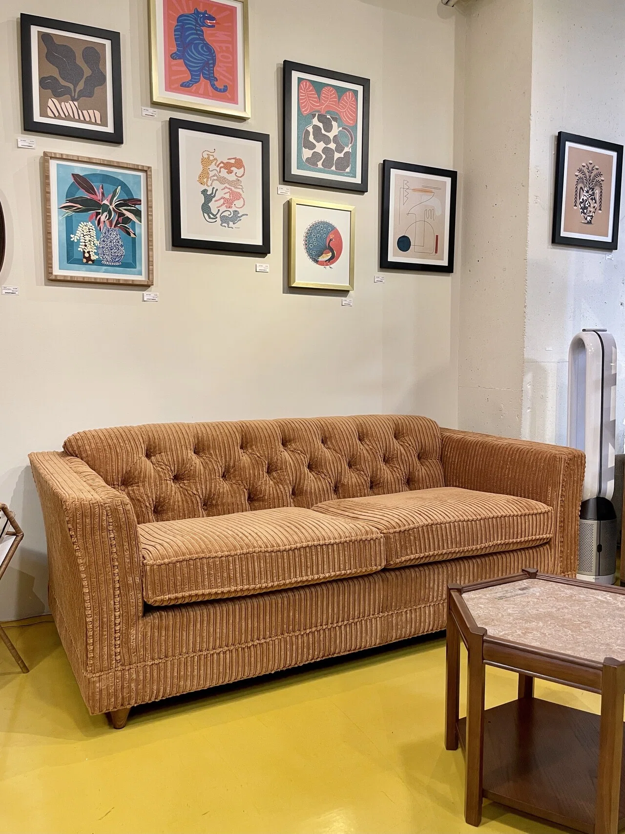 LAKEWOOD SOFA] It has arrived!｜インテリアショップ APARTMENT