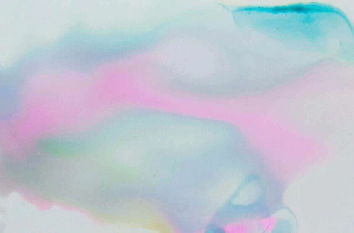 しない