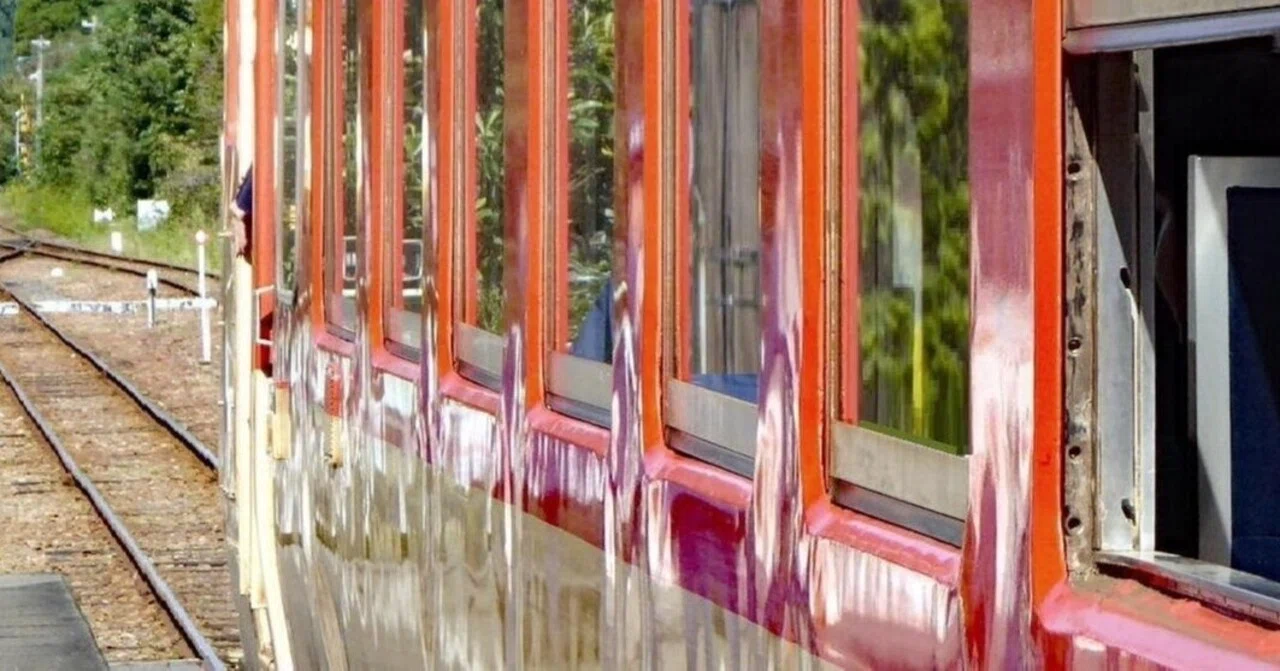 準急ユーラシア 76】いすみ鉄道の「特に急がぬ」伊勢海老特急で味わう 