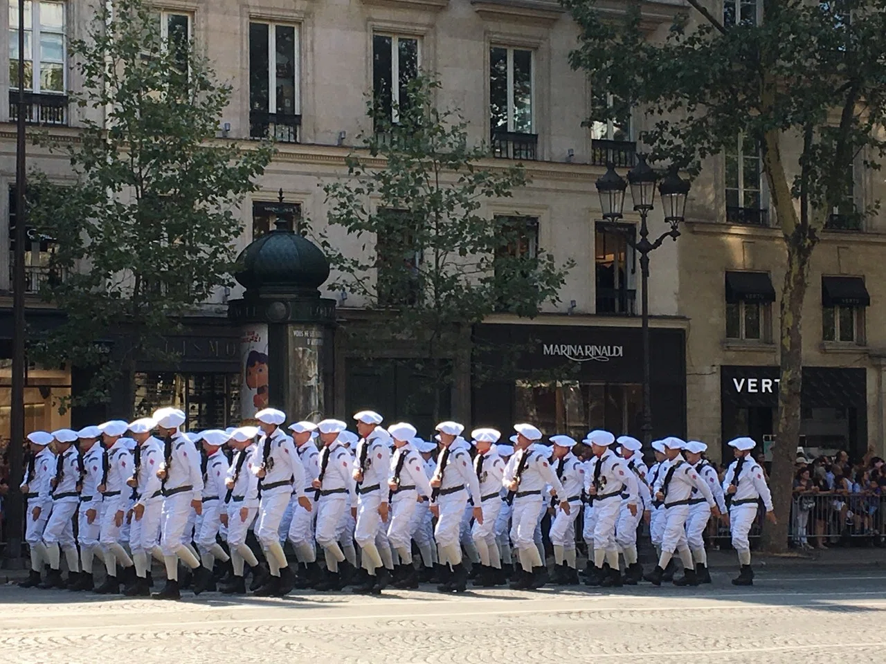 パリ節約自炊生活番外編 フランス国民祭（Fête nationale française
