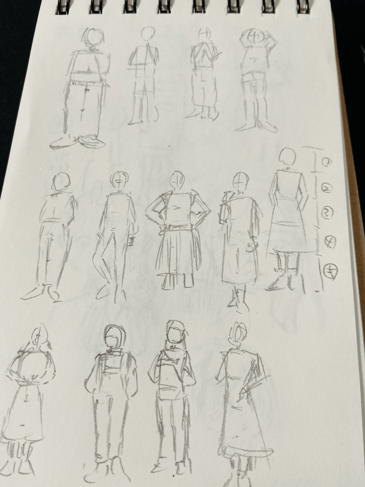 絵描いてます