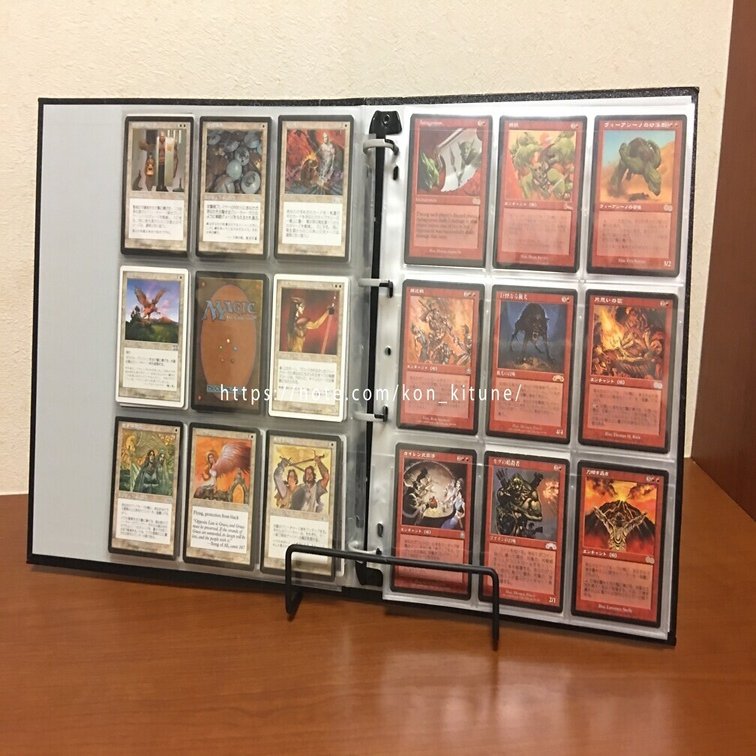 トレーディングカードを飾るアイデア集 きつね Note